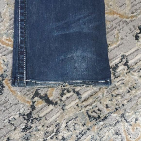 SOLD!! MISS ME JEANS - Size 27 x 32 - Picture 11 of 12